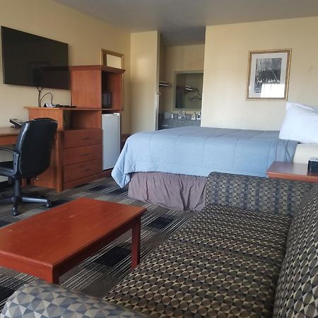 Oakridge Inn & Suites المظهر الخارجي الصورة