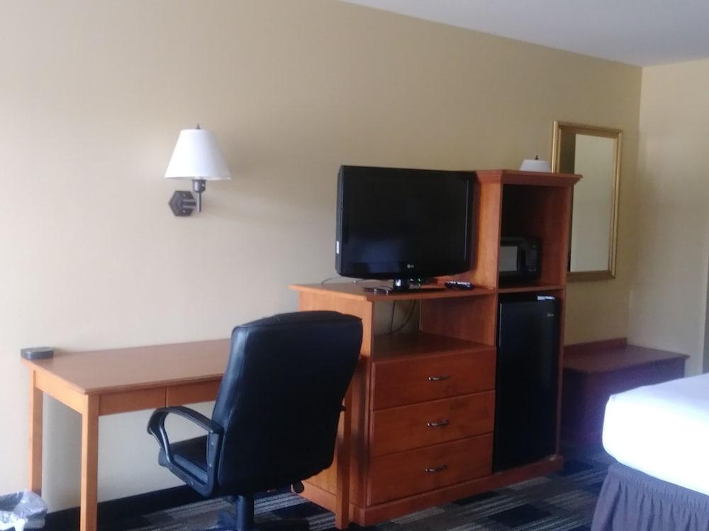 Oakridge Inn & Suites المظهر الخارجي الصورة