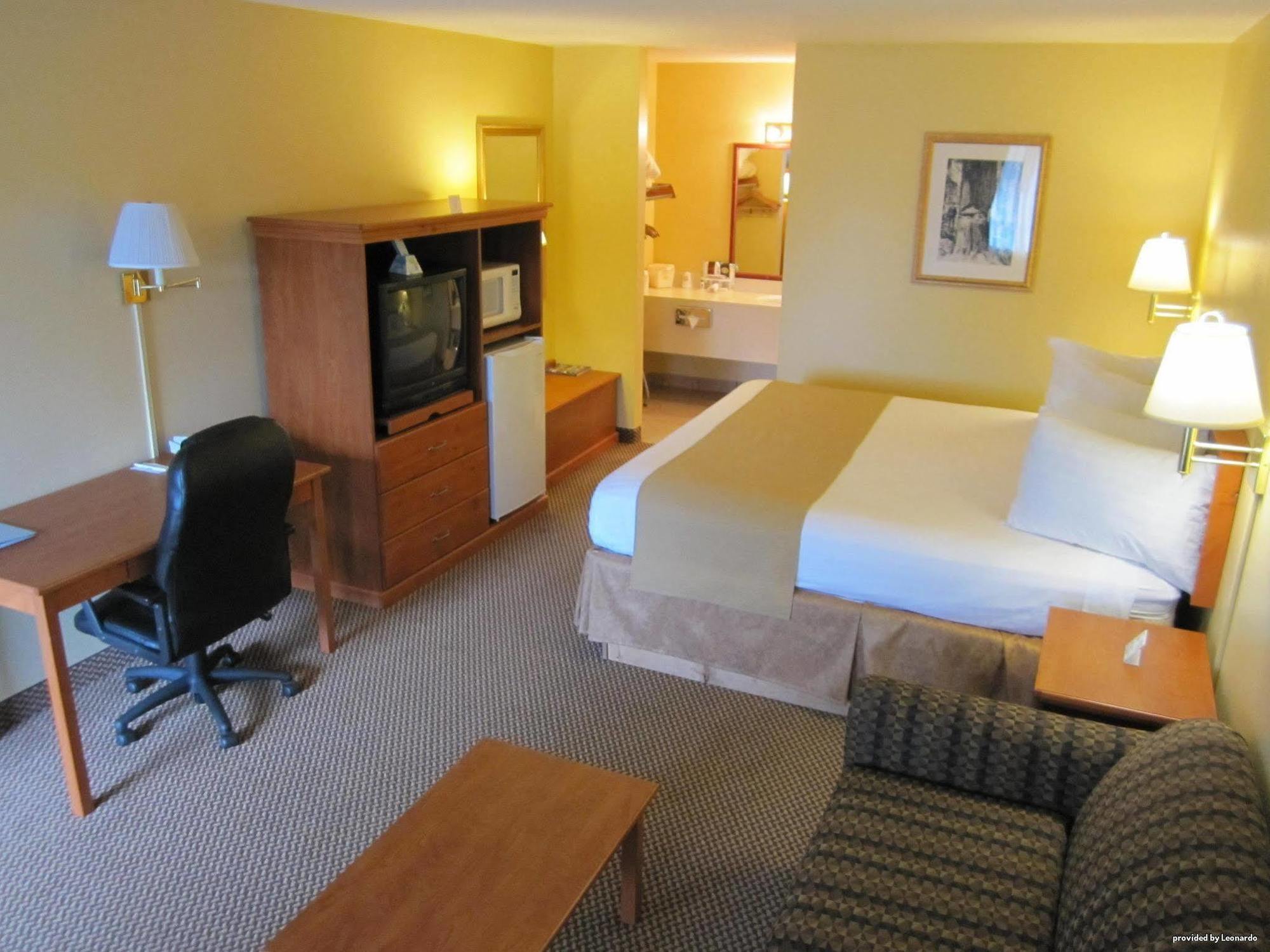 Oakridge Inn & Suites المظهر الخارجي الصورة